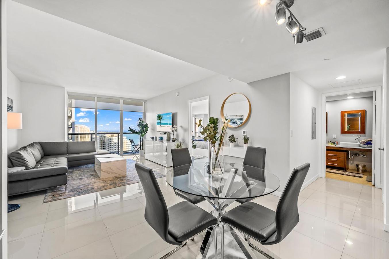 *Iconic W Icon Condo/ Pool&Waterviews*Freespa* Маями Екстериор снимка