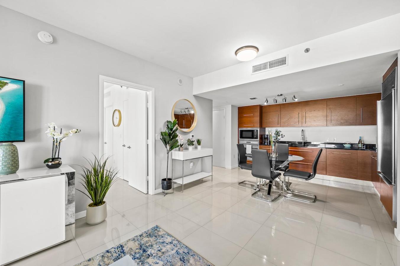 *Iconic W Icon Condo/ Pool&Waterviews*Freespa* Маями Екстериор снимка