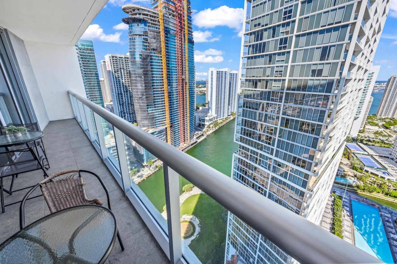 *Iconic W Icon Condo/ Pool&Waterviews*Freespa* Маями Екстериор снимка
