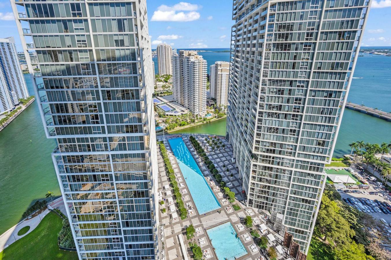 *Iconic W Icon Condo/ Pool&Waterviews*Freespa* Маями Екстериор снимка